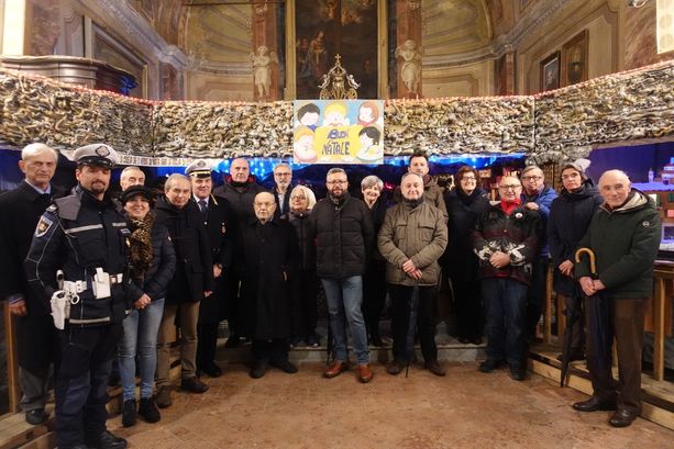 A Bra inizia la magia del Natale: inaugurato il tradizionale presepe artistico della Croce [FOTO]