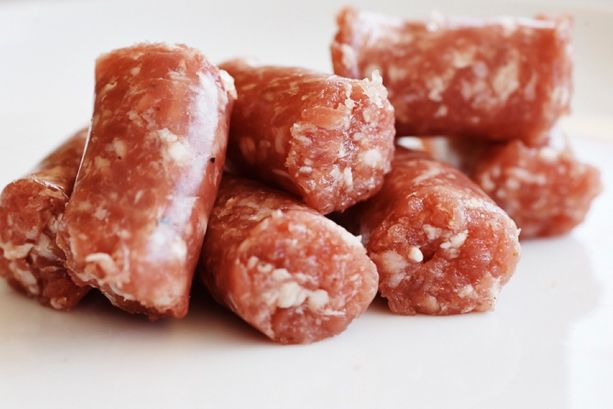 Solfiti (dal vino) nella Salsiccia di Bra: macellaio roerino assolto dopo tre gradi di giudizio