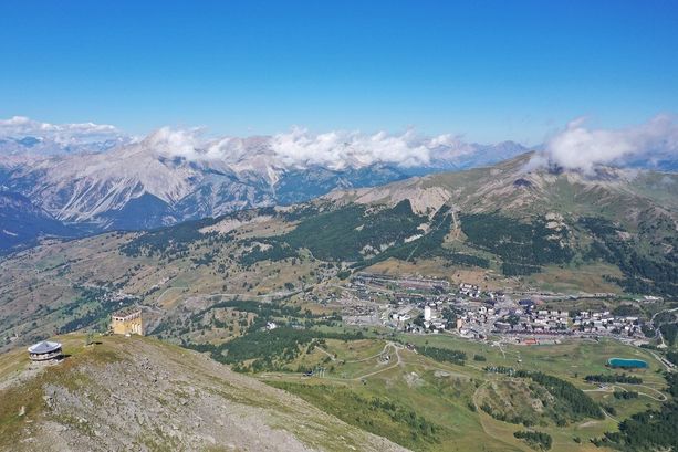 “Lo statuto dell’Unione Via Lattea è illegittimo” e la questione passa all’Uncem “Lo statuto dell’Unione Via Lattea è illegittimo” e la questione passa all’Uncem