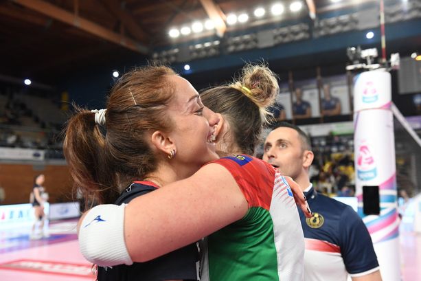 Volley A1/F: la Wash4green Pinerolo batte Bergamo e guarda i play off scudetto