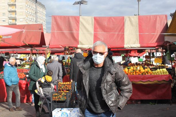 Mascherine all'aperto: da oggi non sono più obbligatorie anche a Torino e in Piemonte (ma attenzione agli assembramenti) Mascherine all'aperto: da oggi non sono più obbligatorie anche a Torino e in Piemonte (ma attenzione agli assembramenti)