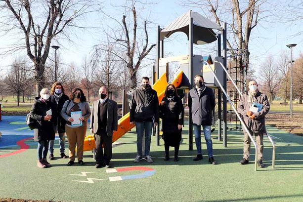 Grugliasco, anche l'inclusione sociale è "un gioco": al Parco Porporati un'area bimbi con linguaggio braille Grugliasco, anche l'inclusione sociale è "un gioco": al Parco Porporati un'area bimbi con linguaggio braille