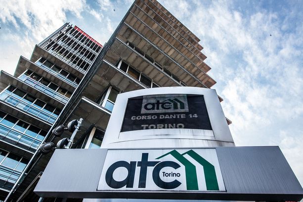 Alloggi Atc occupati a Mirafiori Sud, l'assessore Caucino: “Tolleranza zero per gli abusivi. Se stranieri, rimpatrio immediato”