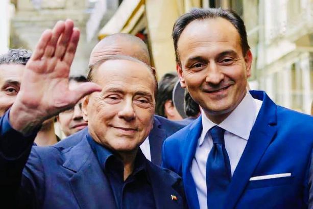 Morto Berlusconi, il dolore di Cirio: “Per me è come perdere un papà” Morto Berlusconi, il dolore di Cirio: “Per me è come perdere un papà”