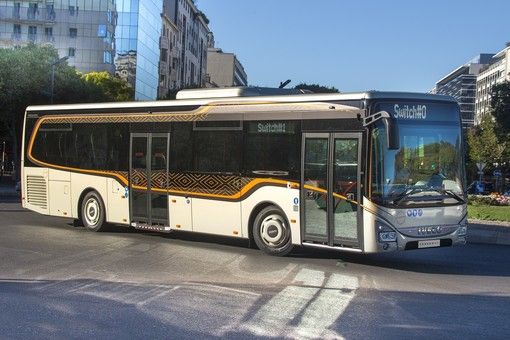 Iveco torna a produrre bus: a Torino e Foggia mezzi elettrici e idrogeno Iveco torna a produrre bus: a Torino e Foggia mezzi elettrici e idrogeno
