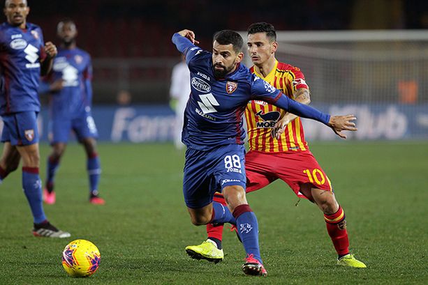 Ennesima figuraccia, il Toro regala un pomeriggio di gloria anche al Lecce