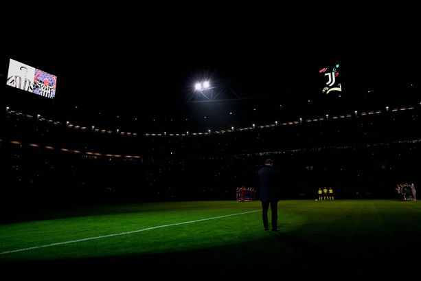 Emozione allo Stadium, Pessotto ricorda Vialli: “Siamo qui in tanti, non ti dimenticheremo mai” Emozione allo Stadium, Pessotto ricorda Vialli: “Siamo qui in tanti, non ti dimenticheremo mai”