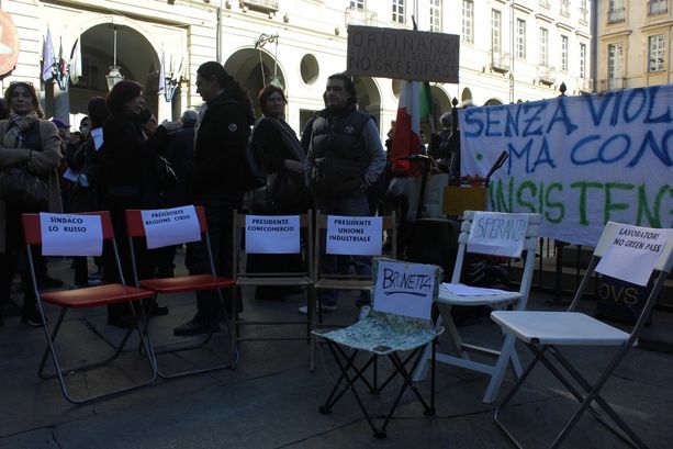 I no Green Pass pronti a manifestare alle Atp: "Siamo con Djokovic" [FOTO E VIDEO]