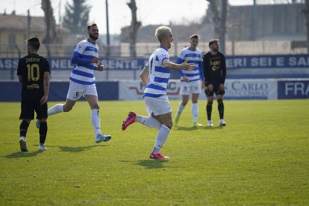 La Pro Patria ci prende (e offre) gusto: 3-0 in scioltezza contro il Piacenza