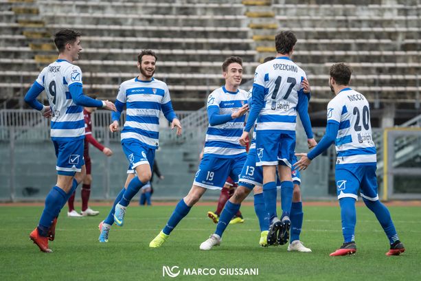 La Pro Patria espugna Livorno. Spizzichino e Parker lanciano i tigrotti La Pro Patria espugna Livorno. Spizzichino e Parker lanciano i tigrotti