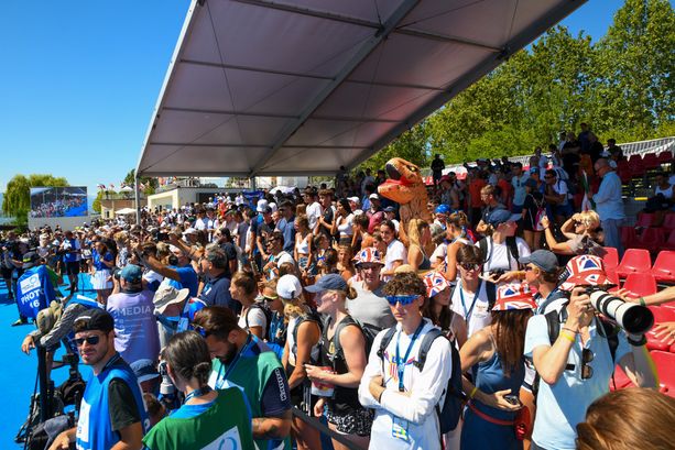 FOTO - Arrivederci Schiranna: si chiude il mondiale dei record, delle medaglie italiane (e varesine) e della gente FOTO - Arrivederci Schiranna: si chiude il mondiale dei record, delle medaglie italiane (e varesine) e della gente