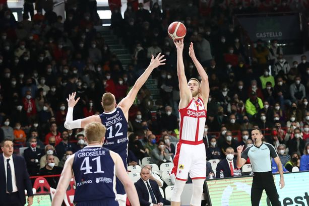 &quot;Culo non si è mangiato pigiama&quot;: il finale più bello del mondo