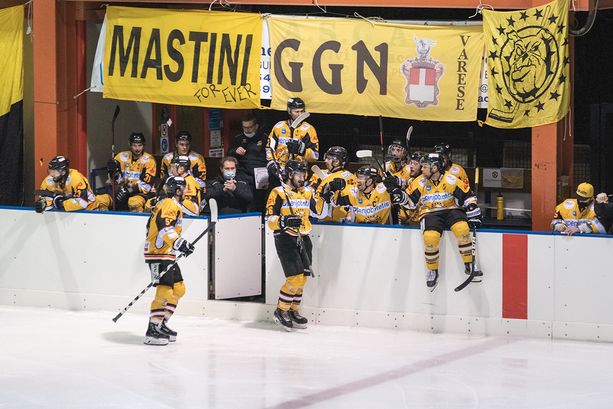 FOTO. È furia giallonera: 7-2. Stavolta la semifinale ai Mastini non la toglie nessuno FOTO. È furia giallonera: 7-2. Stavolta la semifinale ai Mastini non la toglie nessuno