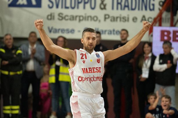 Una prima d'autore per la nuova Varese: Sassari si arrende a Masnago