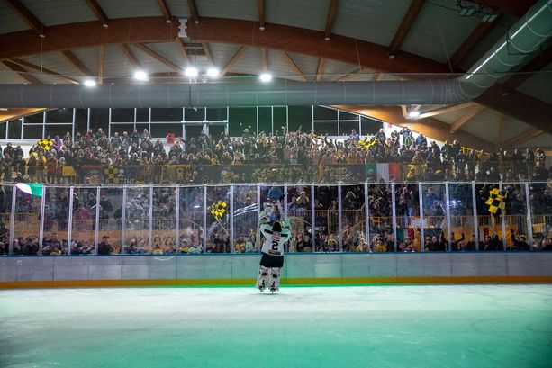 I Mastini portano tutta Varese a Cortina per il sogno "Olimpico" della Supercoppa: «Chi avrebbe detto che saremmo arrivati fin qui?» I Mastini portano tutta Varese a Cortina per il sogno "Olimpico" della Supercoppa: «Chi avrebbe detto che saremmo arrivati fin qui?»
