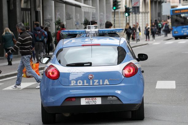 Appiccava incendi a San Fermo, donna finisce in carcere Appiccava incendi a San Fermo, donna finisce in carcere