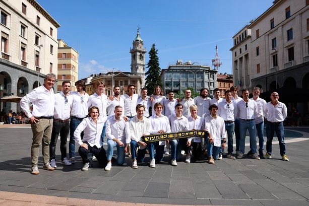 FOTO. I Mastini abbracciano la città: «Qui ognuno si sente in famiglia e si diverte. Difendiamo questa unicità». Il sindaco: «Credo nel triplete»