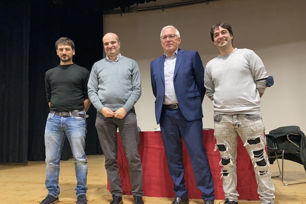 Busto, il teatro si gode il suo 100%. Su il sipario al "San Giovanni Bosco" Busto, il teatro si gode il suo 100%. Su il sipario al "San Giovanni Bosco"