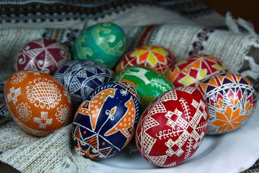 Alle uova pasquali tradizionali s’aggiungono quelle degli influencer che spopolano Alle uova pasquali tradizionali s’aggiungono quelle degli influencer che spopolano