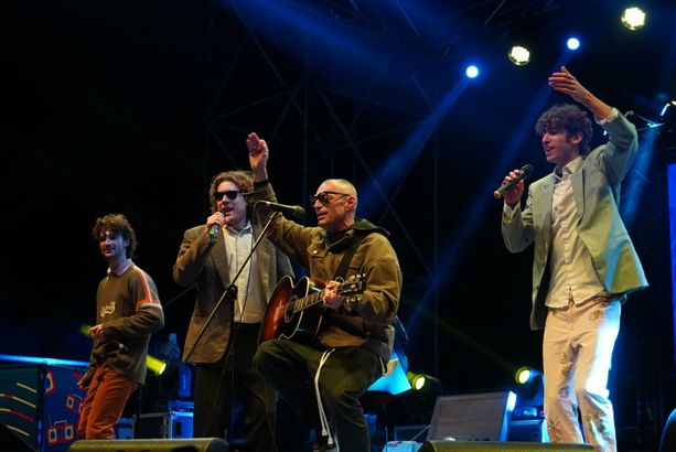 Sanremo: 5.000 persone al 'concertone' e città strapiena per Capodanno, Faraldi "Un grande successo" Sanremo: 5.000 persone al 'concertone' e città strapiena per Capodanno, Faraldi "Un grande successo"