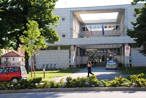 Ex direttore  del tribunale di Saluzzo a processo per peculato e falso Ex direttore  del tribunale di Saluzzo a processo per peculato e falso