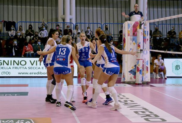 Volley A2/F: Pinerolo fa bottino pieno nel turno infrasettimanale Volley A2/F: Pinerolo fa bottino pieno nel turno infrasettimanale