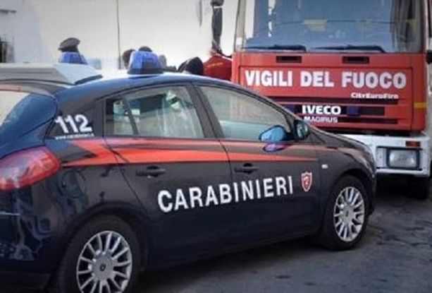 Forte odore di gas a scuola, venti bambini abbandonano la classe: soccorsi in azione a Lonate Ceppino Forte odore di gas a scuola, venti bambini abbandonano la classe: soccorsi in azione a Lonate Ceppino