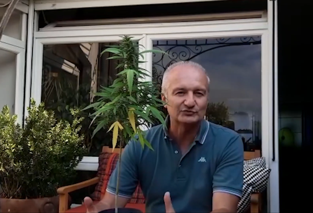 "Meglio legale che criminale": Igor Boni si autodenuncia a sostegno di Filippo Blengino (VIDEO)