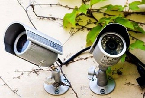 Giovane in coma a Chivasso dopo una rissa, le telecamere incastrano otto persone: denunciati Giovane in coma a Chivasso dopo una rissa, le telecamere incastrano otto persone: denunciati