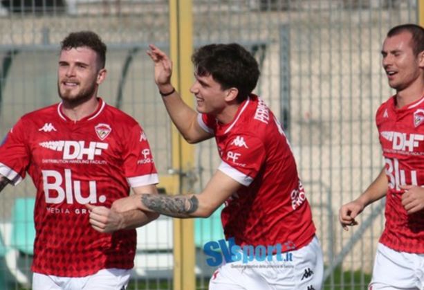 Calciomercato. Inizia a prendere forma la difesa, l'asso è in arrivo da Varese con Niccolò Cottarelli