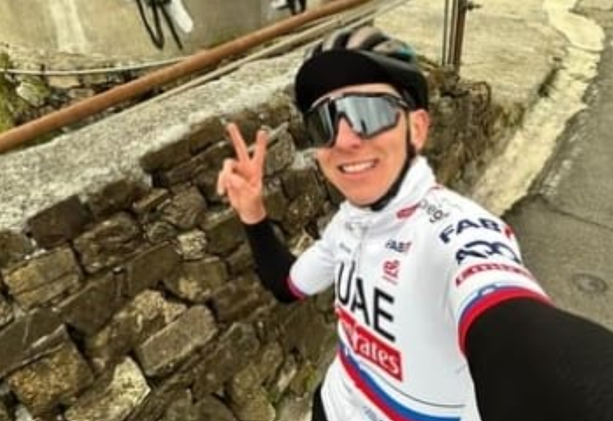 Via alla Milano - Sanremo! Pogačar sfida Van der Poel, la Classicissima parlerà di nuovo straniero?