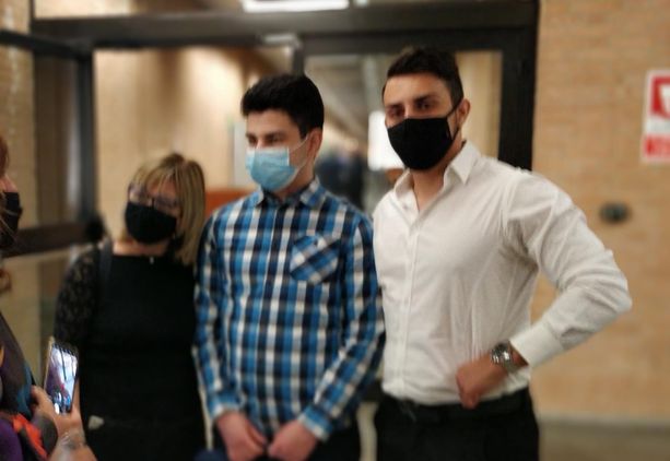 Al via processo per Alex Pompa: il ragazzo che uccise il padre violento [VIDEO]