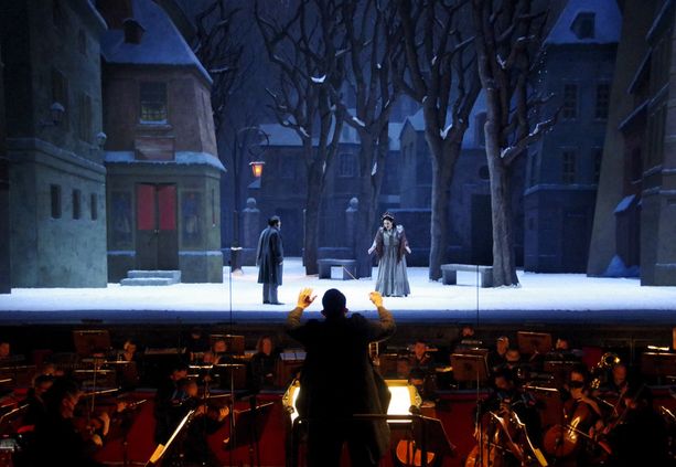 Nuovo appuntamento in streaming per la Bohème: e il Regio lancia i suoi "giovedì" con i Maestri