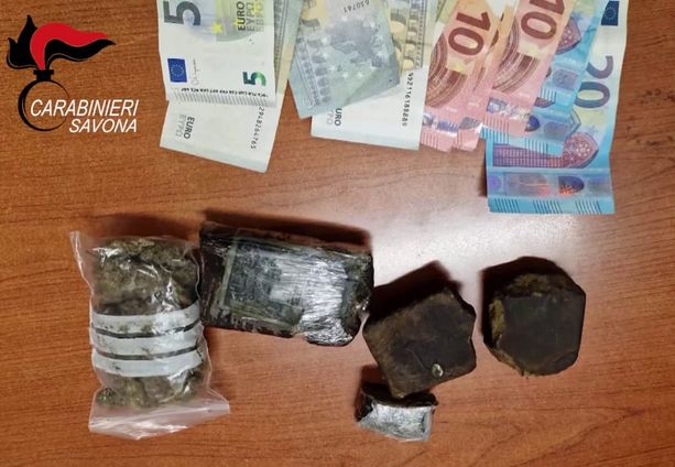 Spaccio tra Pietra Ligure e Savona, l'operazione Caribe e i nomi in codice di hashish e cocaina Spaccio tra Pietra Ligure e Savona, l'operazione Caribe e i nomi in codice di hashish e cocaina