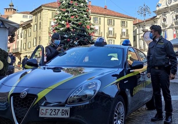 700 giocattoli e 1100 mascherine contraffatti sequestrati dalla Guardia di Finanza di Asti