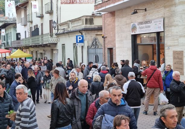 Dal ‘sidro del ghiaccio’ agli spettacoli per bambini nell’ultimo fine settimana di Tuttomele Dal ‘sidro del ghiaccio’ agli spettacoli per bambini nell’ultimo fine settimana di Tuttomele