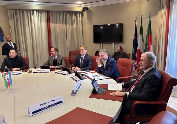 Regione, prima seduta della giunta Bucci: novantasei milioni per iniziare a ripianare il buco della sanità Regione, prima seduta della giunta Bucci: novantasei milioni per iniziare a ripianare il buco della sanità