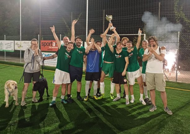 Calcio. Torneo &quot;Crunn-a De Nöcce&quot; di Stella: trionfo per Pet Star Club davanti ad Agenzia Cinquestelle e Camping Dolce Vita