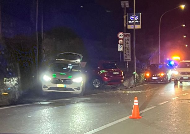 Scontro auto moto in via Gasparotto: soccorse due persone e forti disagi al traffico Scontro auto moto in via Gasparotto: soccorse due persone e forti disagi al traffico