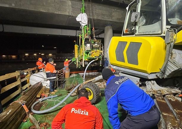 Ripescata nella notte dalle acque del Lago Ceresio una trivella