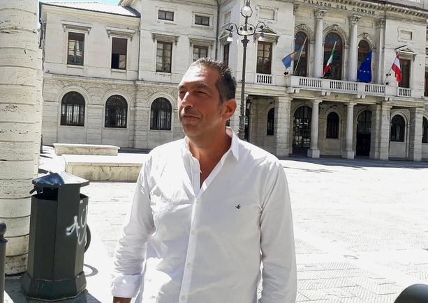 Inchiesta sulla Regione, l'affondo di Arboscello (Pd): "Bisogna andare al più presto a nuove elezioni, è la fine di un ciclo politico che da anni contrastiamo" Inchiesta sulla Regione, l'affondo di Arboscello (Pd): "Bisogna andare al più presto a nuove elezioni, è la fine di un ciclo politico che da anni contrastiamo"