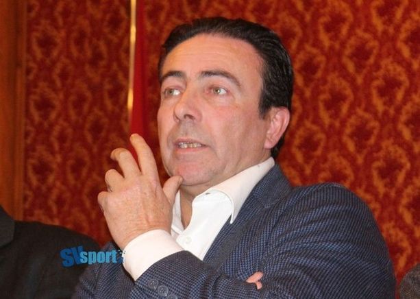 Calcio, Savona Fbc. Pastorelli rilancia dopo l'acquisizione del marchio: "Per fare la storia i biancoblu devono tornare al Bacigalupo" Calcio, Savona Fbc. Pastorelli rilancia dopo l'acquisizione del marchio: "Per fare la storia i biancoblu devono tornare al Bacigalupo"