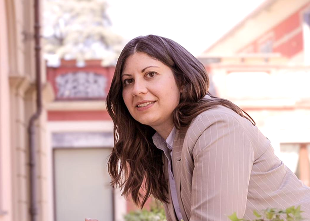 Giovane insegnante alla "Coppino" di Alba si candida a sindaca di Magliano Alfieri Giovane insegnante alla "Coppino" di Alba si candida a sindaca di Magliano Alfieri