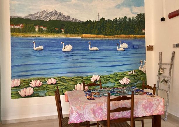 All'interno della casa di riposo di Gavirate apre la trattoria "Villa Arzilla". «Facciamo rivivere agli ospiti la convivialità delle osterie di una volta» All'interno della casa di riposo di Gavirate apre la trattoria "Villa Arzilla". «Facciamo rivivere agli ospiti la convivialità delle osterie di una volta»