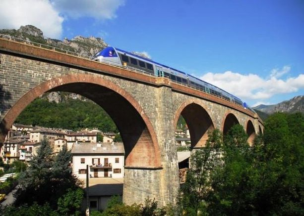 Tanti auguri, Meraviglia: 95 anni fa l'inaugurazione ufficiale della Cuneo-Nizza Tanti auguri, Meraviglia: 95 anni fa l'inaugurazione ufficiale della Cuneo-Nizza