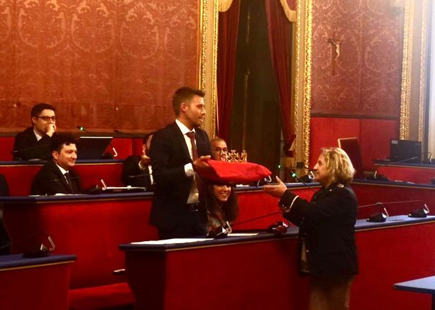 Aumenti biglietti bus e strisce blu Torino, la Sala Rossa dice sì. Ma il Daily digitale si ferma a 3.70