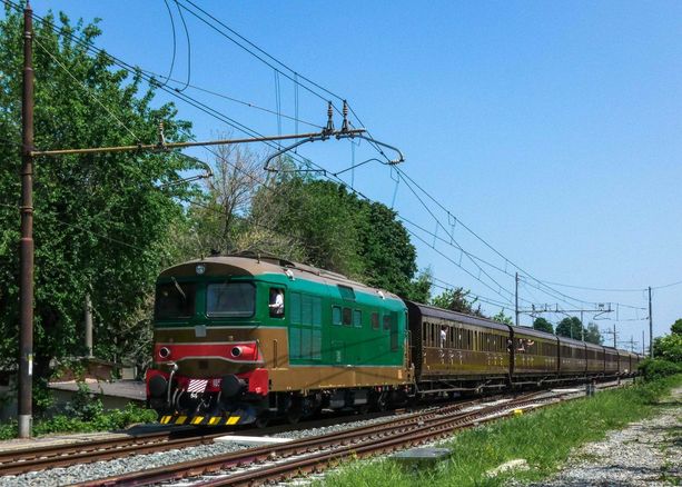 Da Cuneo a Ventimiglia a bordo del treno storico "delle Meraviglie" al Fitwalking a Scarnafigi per una domenica alternativa