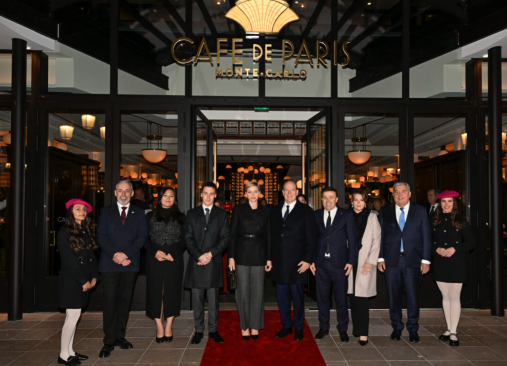 Il Principe Alberto e la Principessa Charléne inaugurano la brasserie del rinnovato Cafè de Paris Monte-Carlo