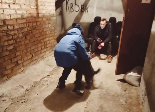 In fuga da Kiev verso Rivoli: “Pc, macchina fotografica e chiavi, questo è ciò che resta di casa mia” In fuga da Kiev verso Rivoli: “Pc, macchina fotografica e chiavi, questo è ciò che resta di casa mia”