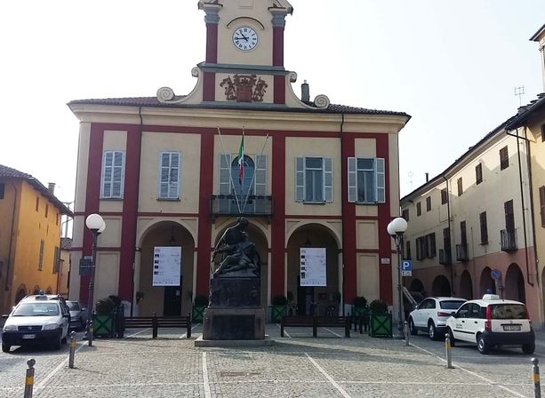 Vigone: truffatori si fingono tecnici di una ditta di disinfezione Vigone: truffatori si fingono tecnici di una ditta di disinfezione